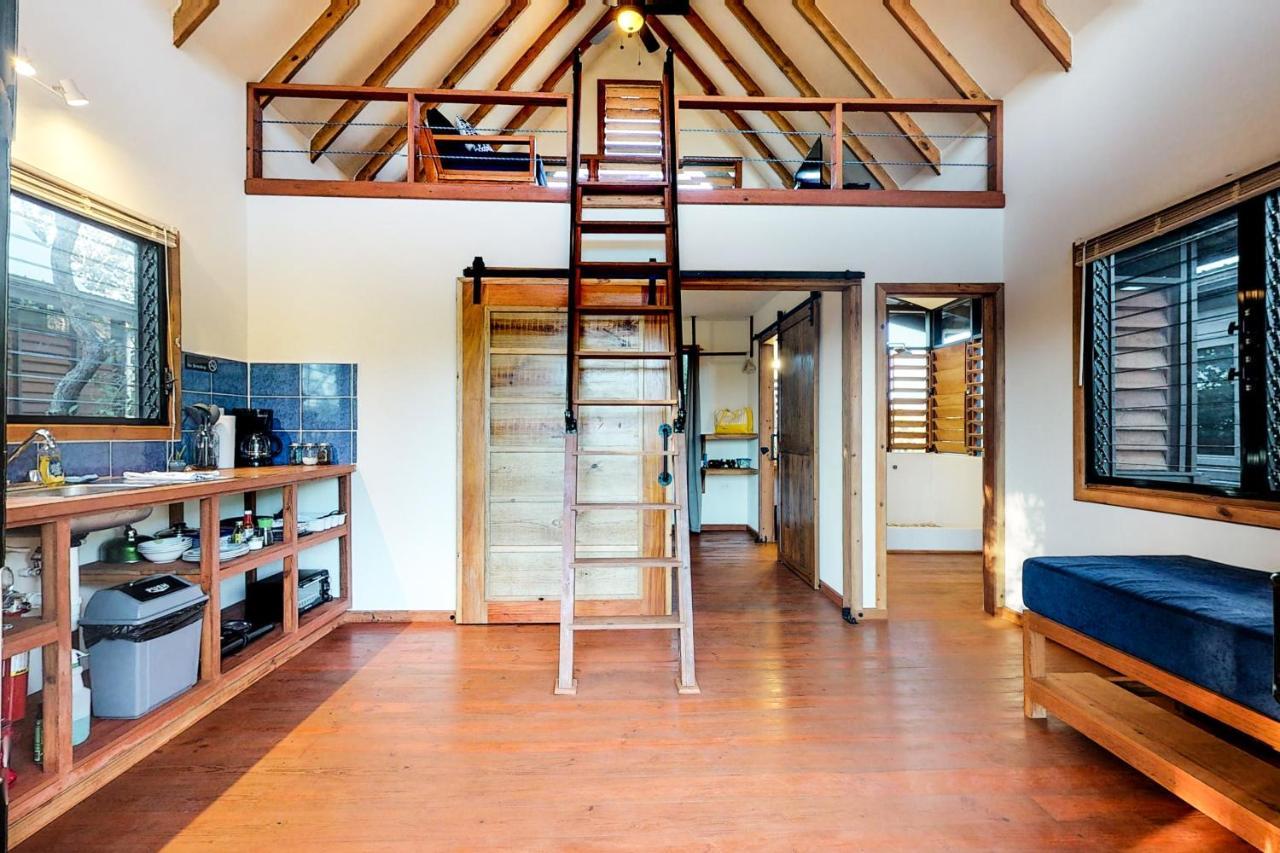 Inn The Trees Cabanas Placencia Екстериор снимка